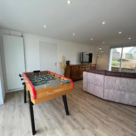 Etanin, Maison Entierement Renove Proche Et Holiday home
