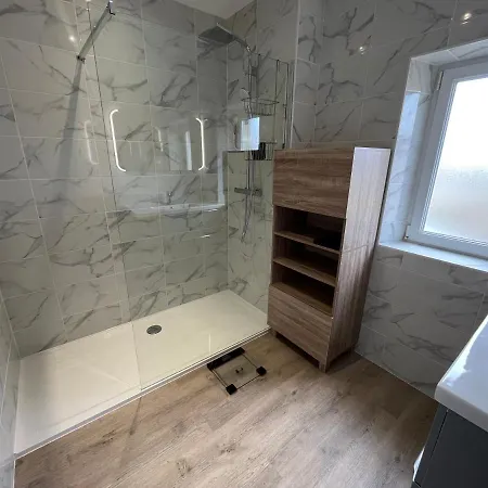Сasa de vacaciones Etanin, Maison Entierement Renove Proche Et Beny-sur-Mer